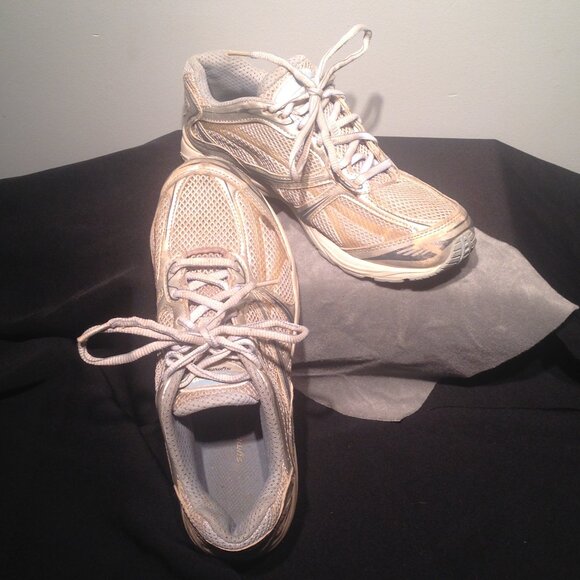 Wilson Symmetrix Grey Sneakers - Picture 1 of 5
